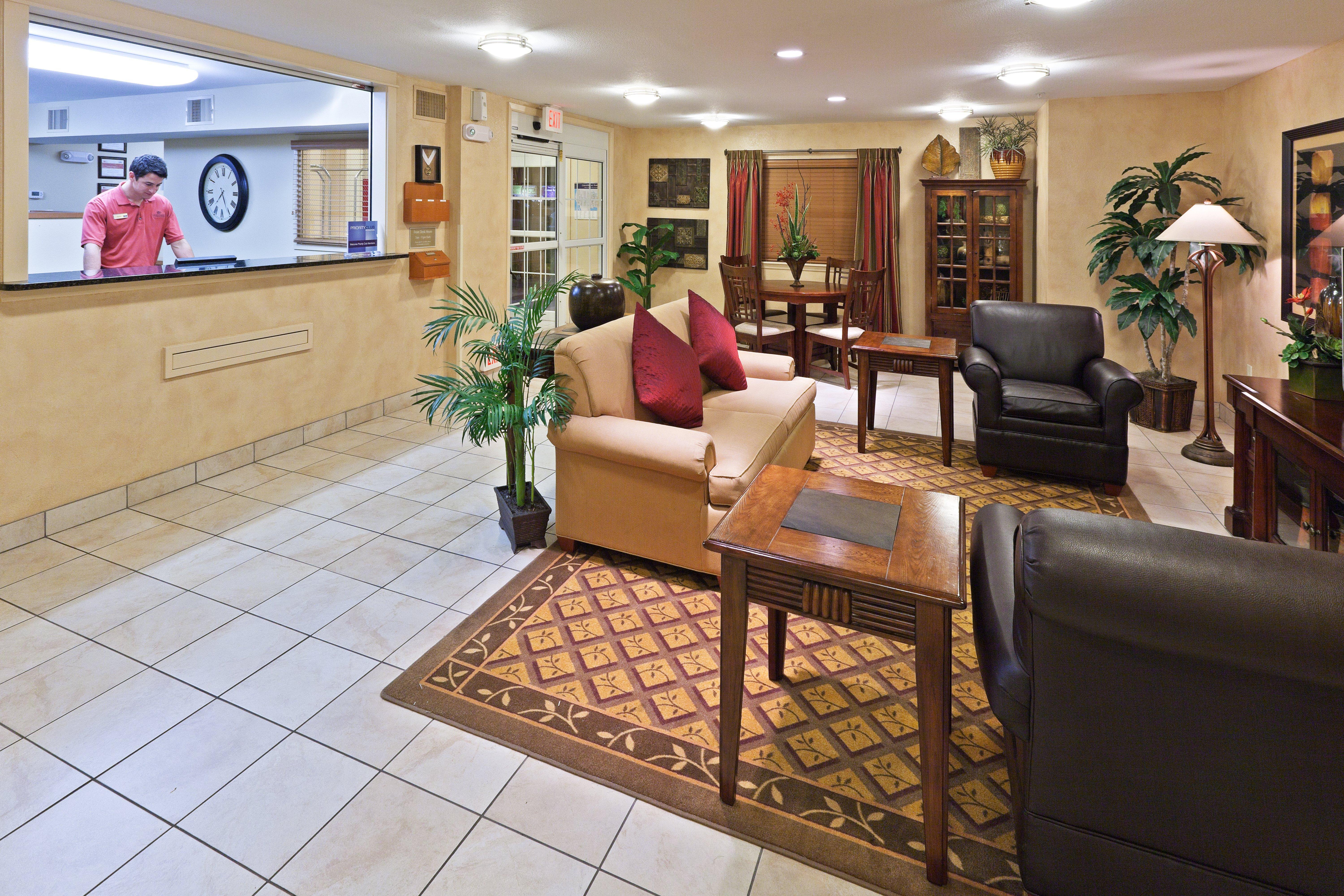 Candlewood Suites Wichita Falls At Maurine Street By Ihg Exterior photo